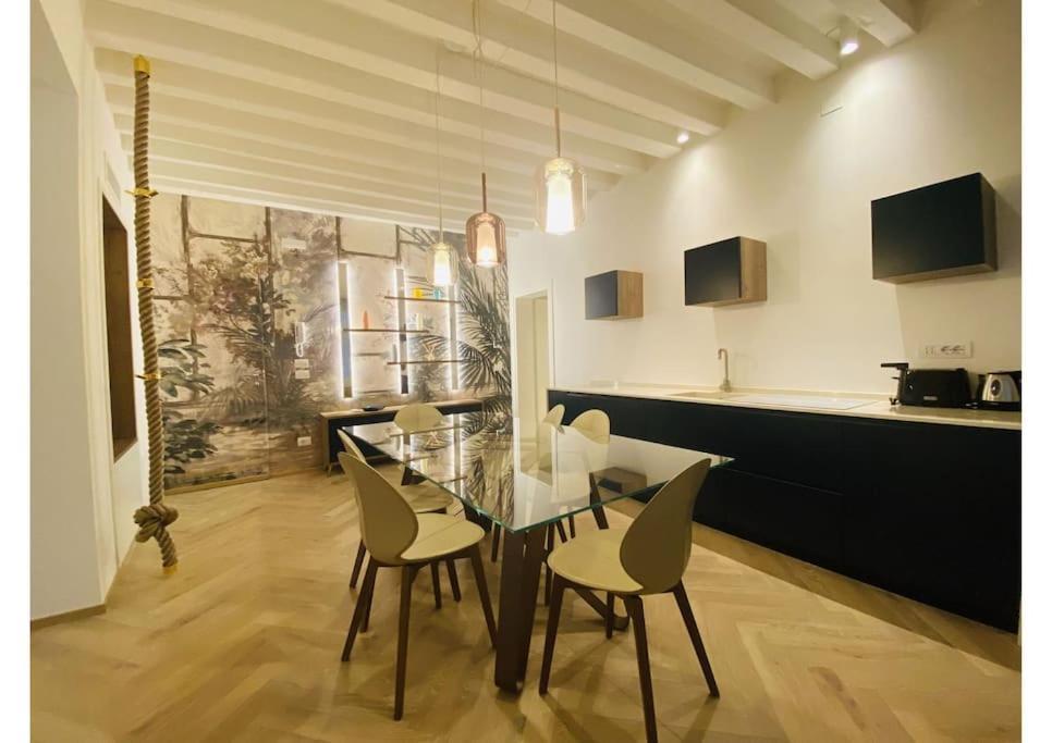 Sweet Time Venice, Luxury San Marco Frezzaria Apt! Exterior foto