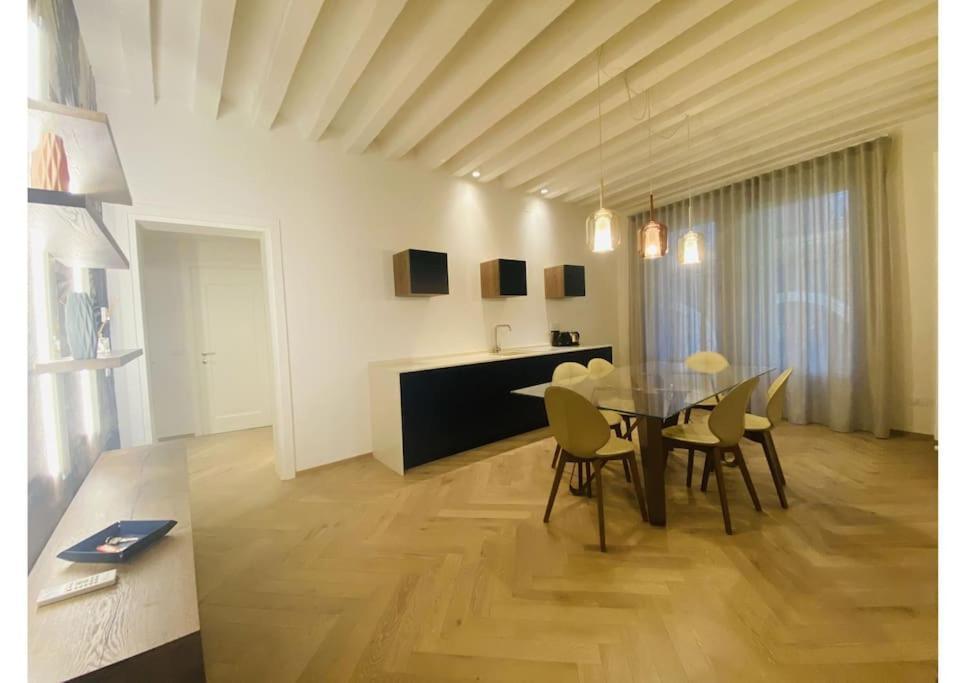Sweet Time Venice, Luxury San Marco Frezzaria Apt! Exterior foto