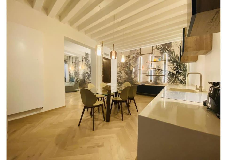 Sweet Time Venice, Luxury San Marco Frezzaria Apt! Exterior foto